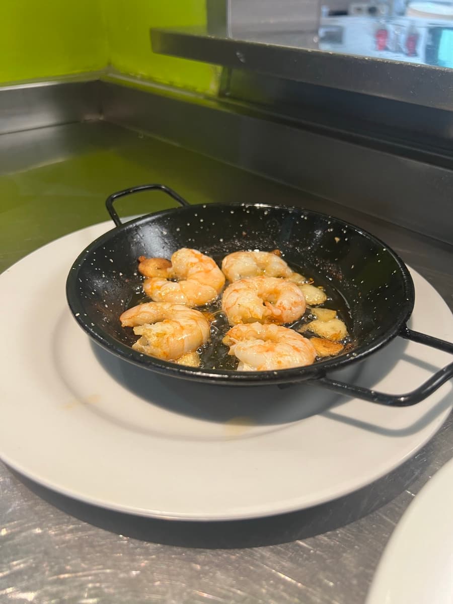 Plato casero del menú del día de Casa Jova